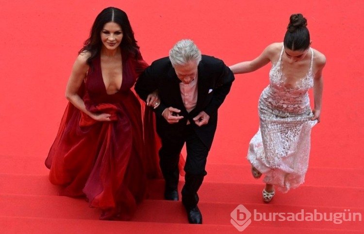 Cannes kırmızı halısında aile saadeti