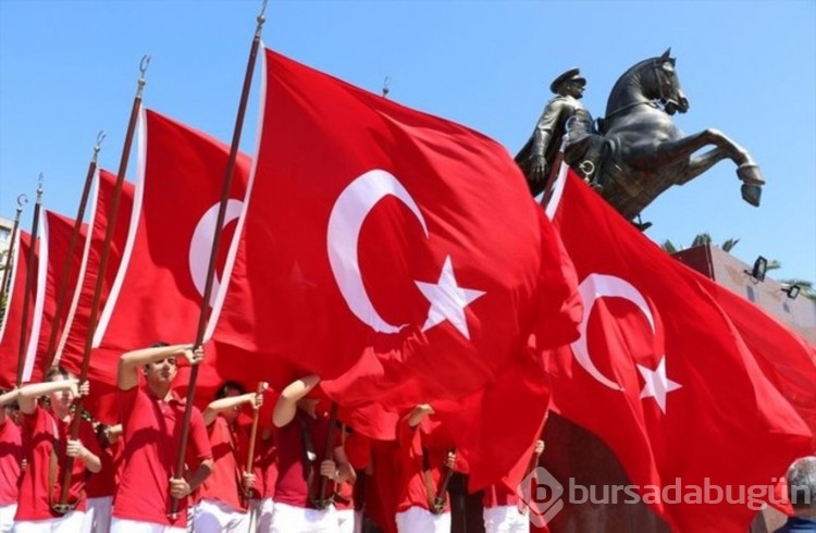 19 Mayıs resmi tatil mi, 18 Mayıs okullar ve iş yerleri yarım gün mü?