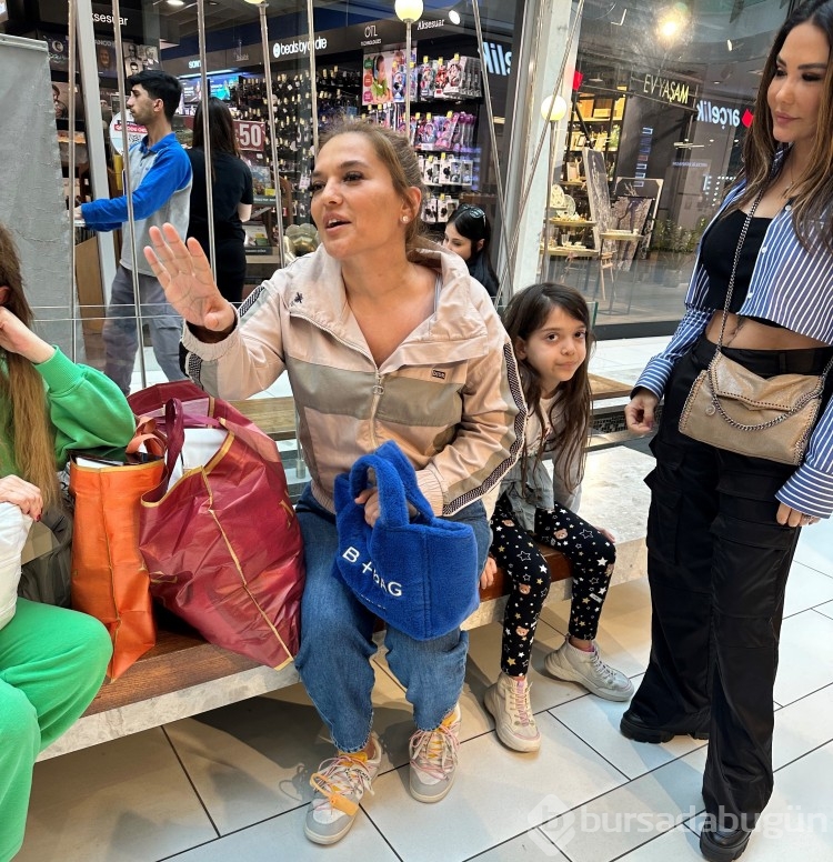 Türkücü Ceylan'ın imdadına Demet Akalın yetişti!