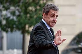 Eski Fransa Cumhurbaşkanı Sarkozy, yargılandığı davada hapis cezasına çarptırıldı