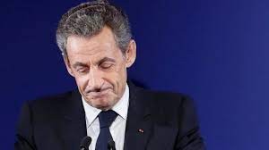 Eski Fransa Cumhurbaşkanı Sarkozy, yargılandığı davada hapis cezasına çarptırıldı