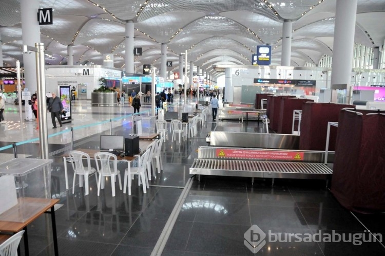İstanbul Havalimanı'nda Cumhurbaşkanlığı seçiminin 2. turu için seçim sandıkları hazır