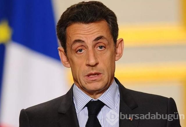 Eski Fransa Cumhurbaşkanı Nicolas Sarkozy'e yolsuzluk davasından hapis cezası!