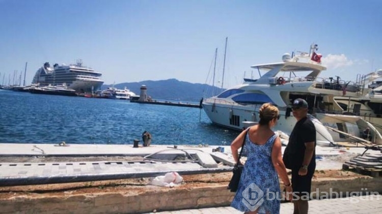 Marmaris'e 480 yolculu kruvaziyer gemisi Gümrüklü Limanı'na demir attı