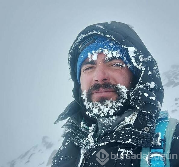 Dağcılar eksi 35 derecede Ağrı Dağı'na tırmandı