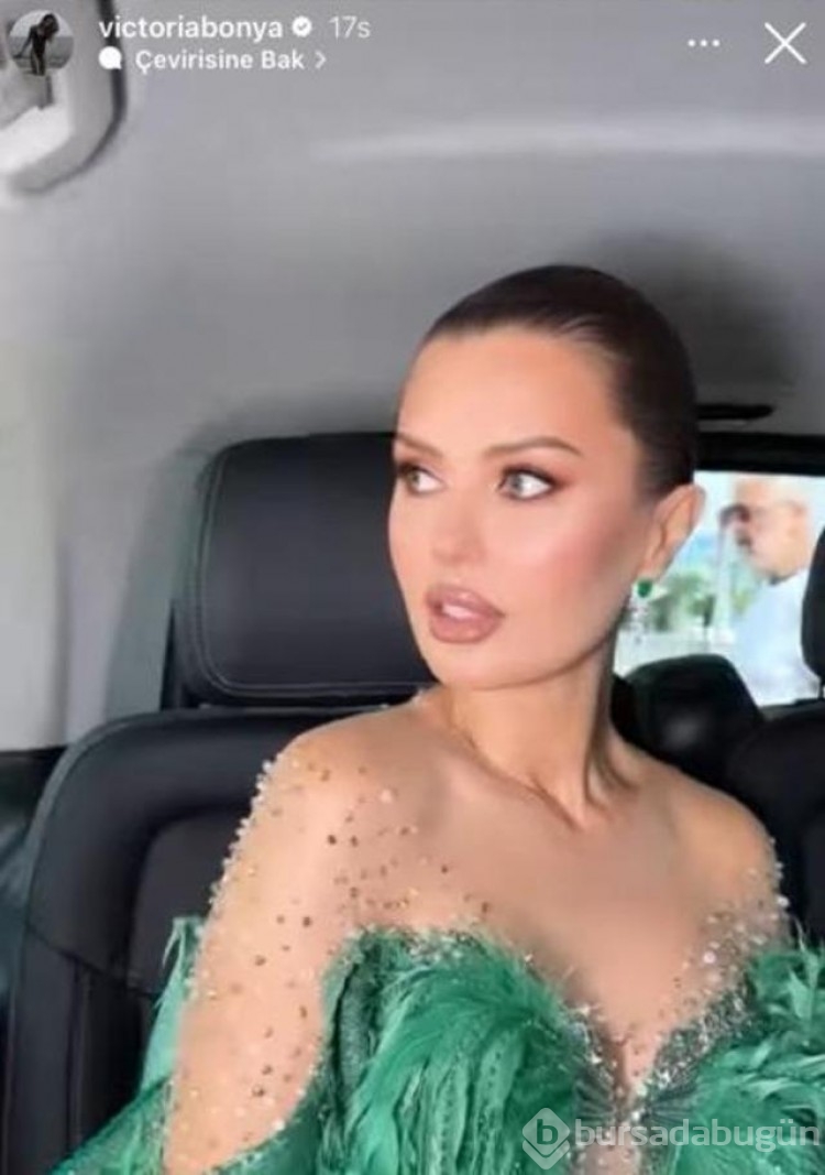 Rus model Victoria Bonya tüyden kostümü ile festivale damga vurdu!