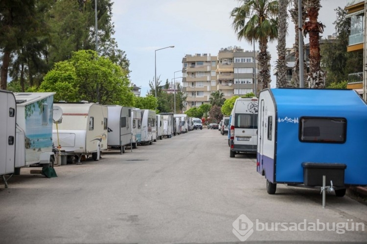 Antalya'da karavanların sokak aralarına park edilmesi yasaklanacak