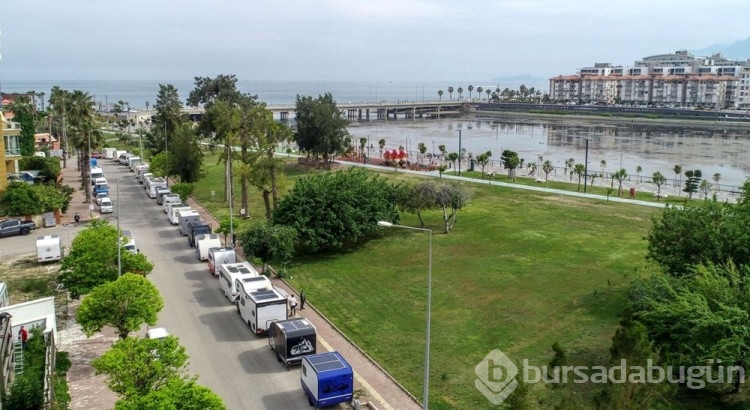 Antalya'da karavanların sokak aralarına park edilmesi yasaklanacak