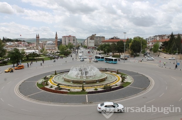 Sivas'ta genç nüfus azalıyor