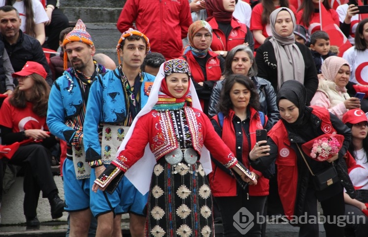 Fotoğraflarla Bursa'da 19 Mayıs kutlamaları 