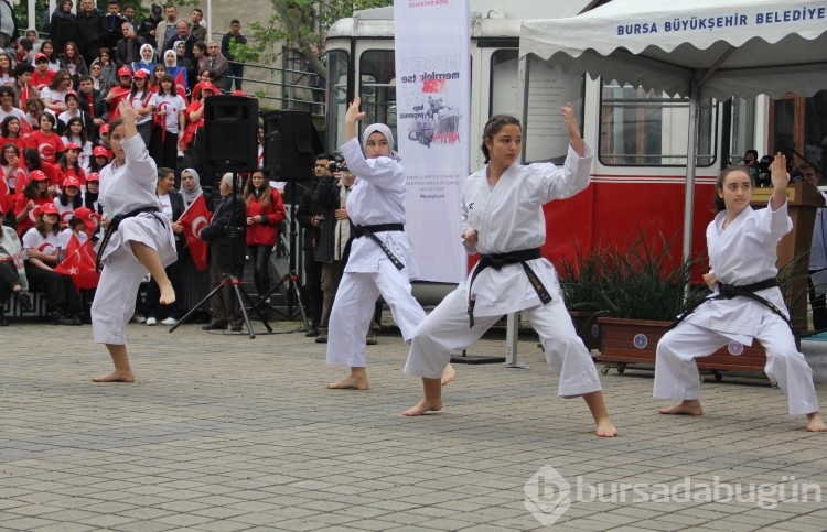 Fotoğraflarla Bursa'da 19 Mayıs kutlamaları 