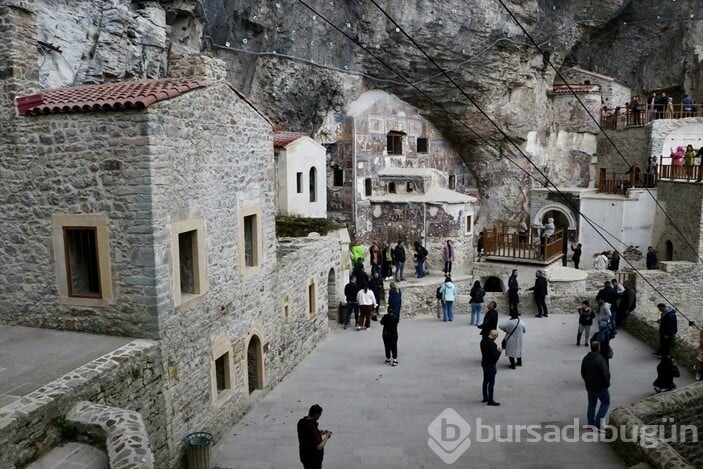 Sümela Manastırı dikkat çekmeye devam ediyor