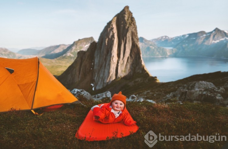 Norveçli ebeveynler neden bebeklerini dondurucu soğukta dışarıda uyutuyor?