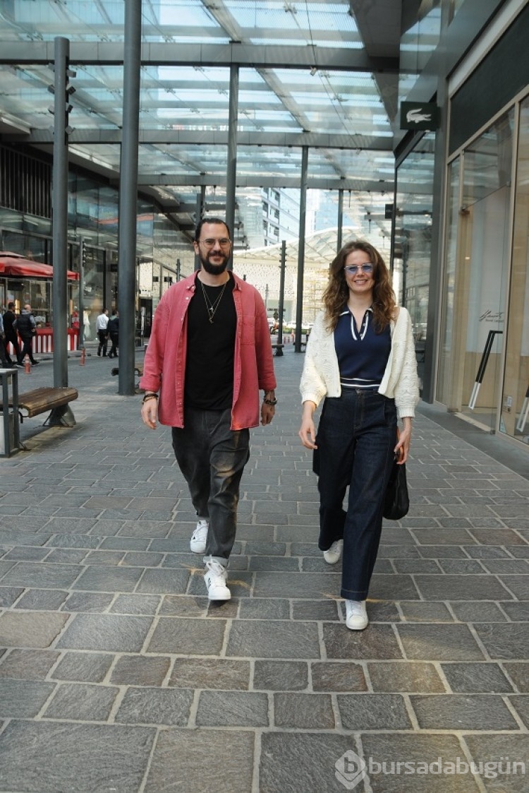 Oyuncu Burcu Biricik'ten flaş Camdaki Kız açıklaması