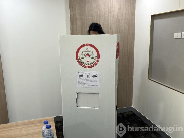 Yurt dışında oy verme işlemleri bugün sona eriyor