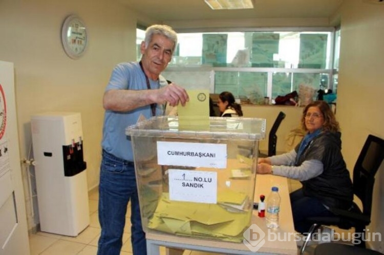 Oy verme işlemini tamamlayan yurt dışındaki seçmenler yine rekor kırdı!