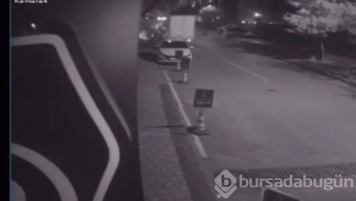 Tartıştığı kuryeye kamyonetle çarptı!
