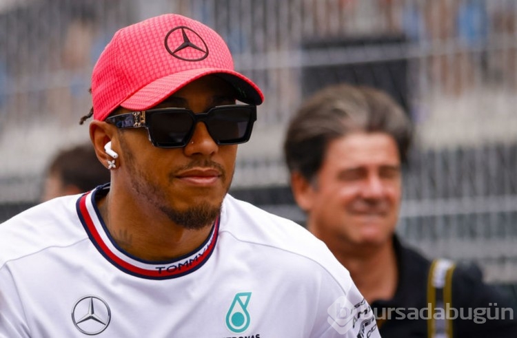 Hamilton'dan Ferrari açıklaması!
