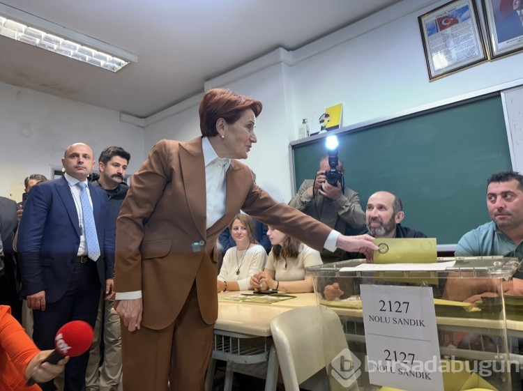 Liderler oylarını kullandı
