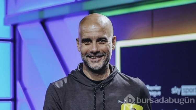 Premier Lig'de sezonun en iyi teknik direktörü Josep Guardiola