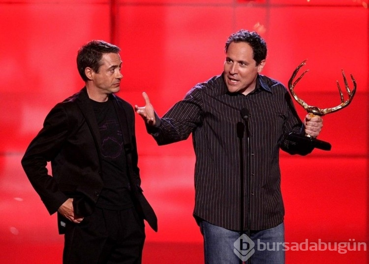 Jon Favreau Robert Downey Jr'ın "Tony Stark" rolüne seçilmeden önce hangi rol için seçmelere girdiğini açıkladı