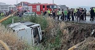 Cezaevi nakil aracı devrildi! İzmir'de 10'u asker 11 yaralı var!
