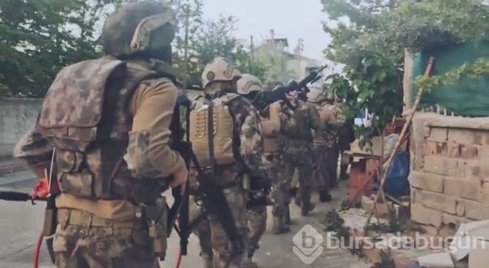 DEAŞ'lı terörist tanınmamak için protez göz taktırmış!

