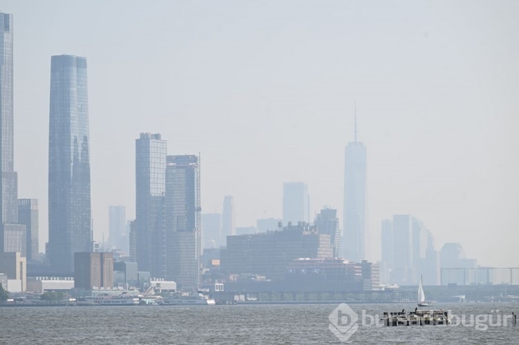 Kanada'daki orman yangını dumanları New York'ta puslu havaya sebep oldu