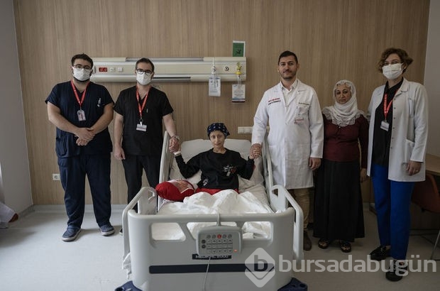 Tümörden kurtularak ayağa kalktı