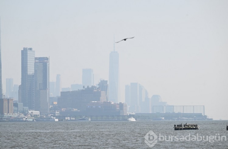 Kanada'daki orman yangını dumanları New York'ta puslu havaya neden oluyor