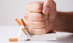 "Sigara kullanımı felç olasılığını yüzde 50 artırıyor"
