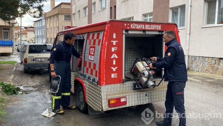 Kütahya'yı sağanak vurdu