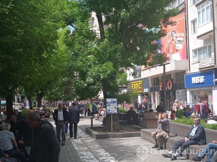 Haziran güneşini görenler dışarı akın etti