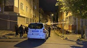 Bağcılar'da inşaat alanında toprak kaydı