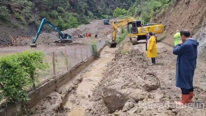 Amasya'da bir çocuk annesi, sele kapılarak hayatını kaybetti!
