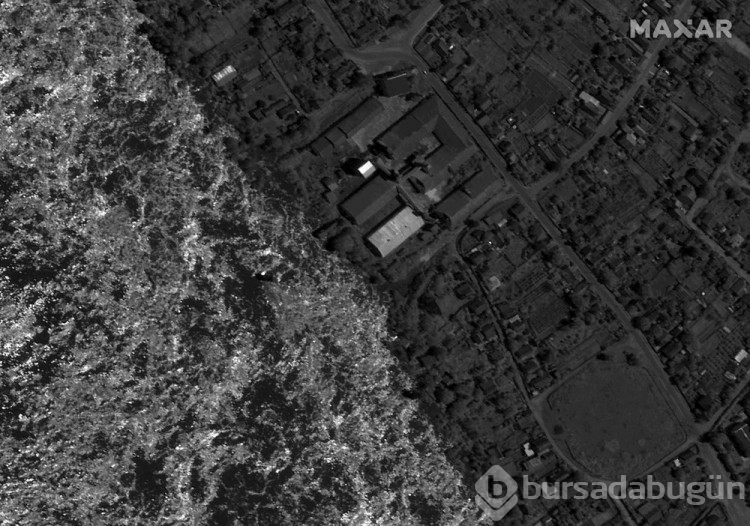 Ukrayna'da baraj çökmesinin neden olduğu felaket uydudan görüntülendi