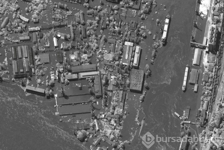 Ukrayna'da baraj çökmesinin neden olduğu felaket uydudan görüntülendi