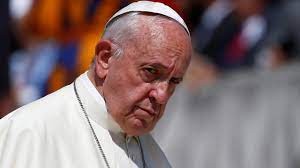 Papa Francis hastaneye kaldırıldı
