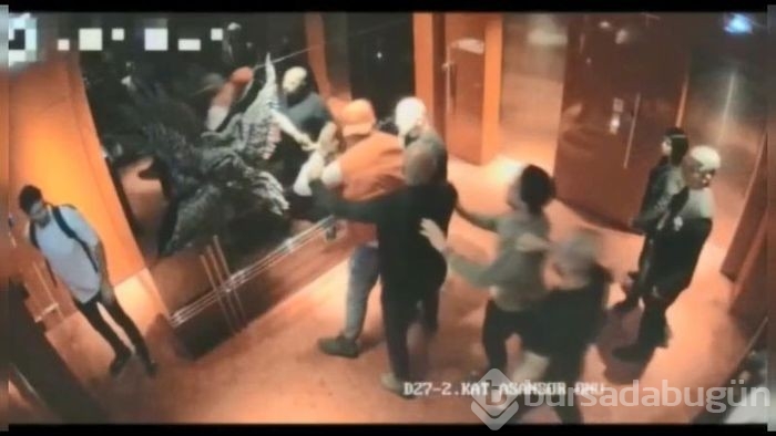 Eğlence mek&acirc;nındaki dayaktan suç örgütü çıktı: 16 gözaltı