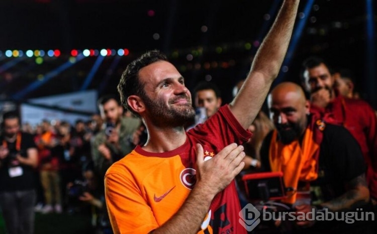 Galatasaray 6 futbolcu ile yollarını ayırdı