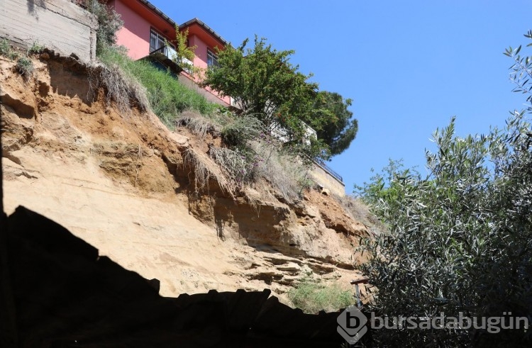 Denizli'de heyelan k&acirc;busu!