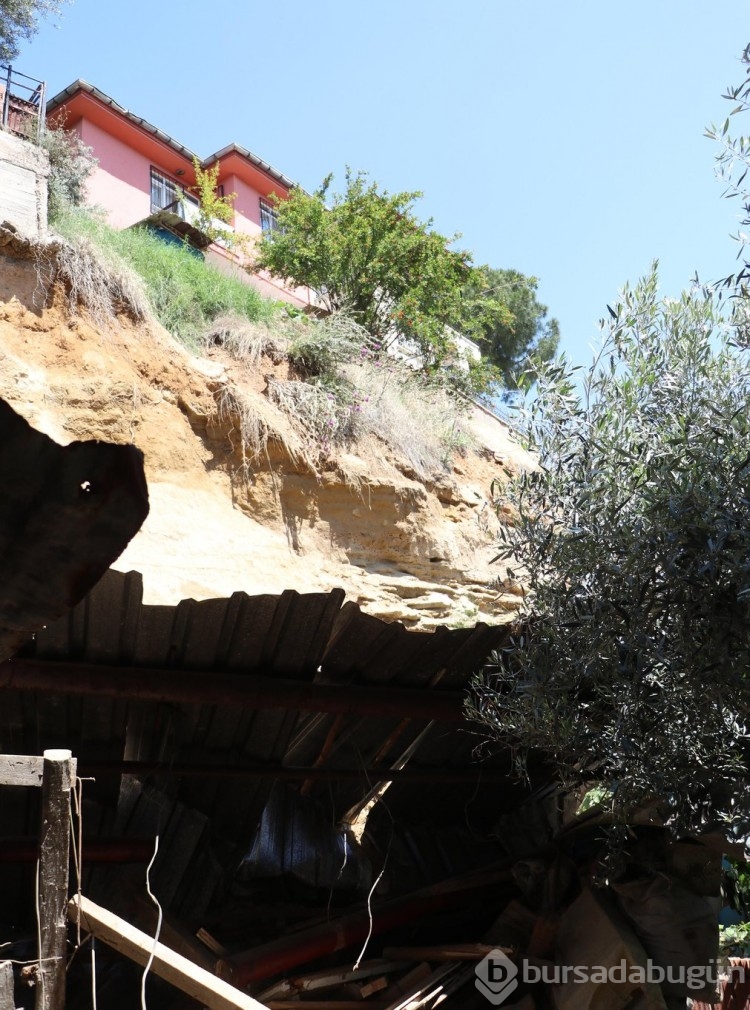 Denizli'de heyelan k&acirc;busu!