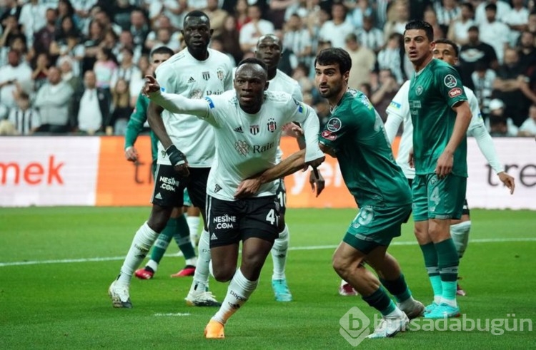 Yazarlardan Beşiktaş yorumları