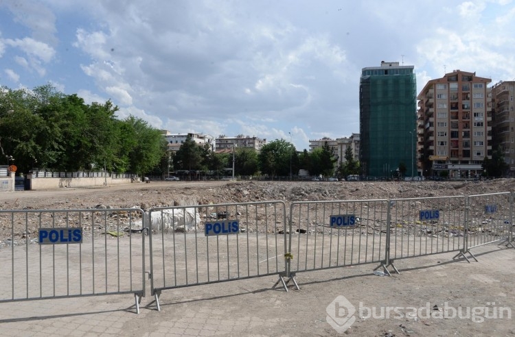 Galeria Sitesi'nin mülk sahipleri 'bina yapılsın' dedi, uzmanından 'zemin' uyarısı geldi