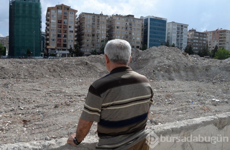 Galeria Sitesi'nin mülk sahipleri 'bina yapılsın' dedi, uzmanından 'zemin' uyarısı geldi