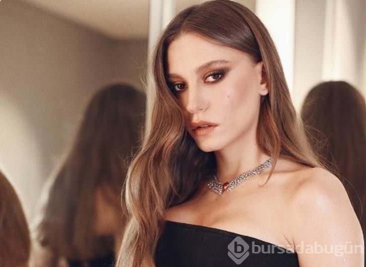 Serenay Sarıkaya frikik vermekten bakın nasıl kurtuldu!