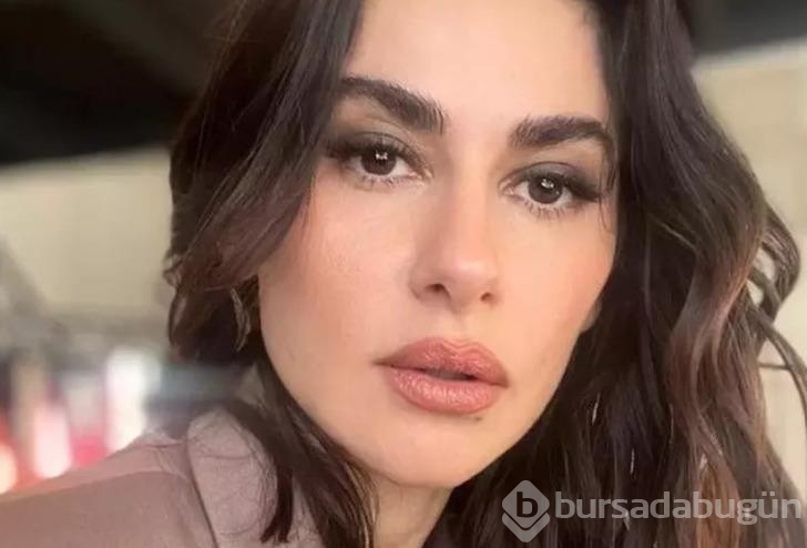 Nesrin Cavadzade'nin Transparan, Göğüs Dekolteli Elbisesi Büyüledi Foto ...