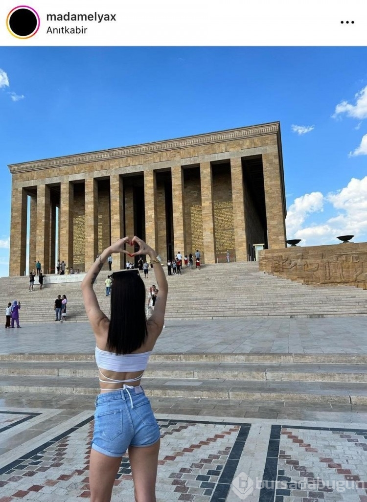 Anıtkabir'de linç yediren pozlar