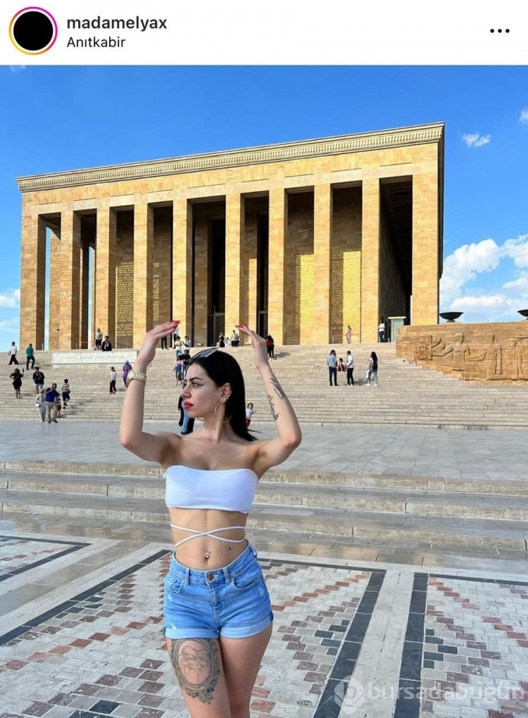 Anıtkabir'de linç yediren pozlar