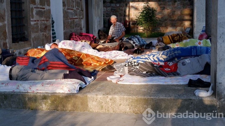 Edirne'de çadırlara taşan Kırkpınar akını 
